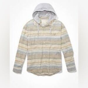 - American Eagle Size Medium Button Up Hooded striped Flannel